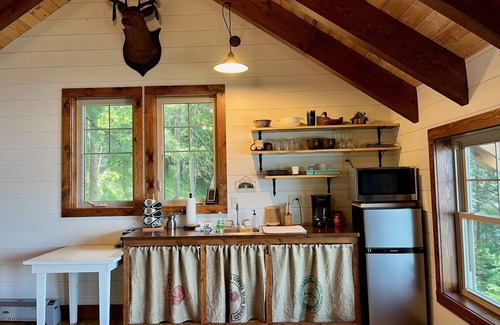 Park Rapids House | Lakeside Guesthouse with Screen Porch