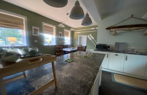 Enniskillen House | Lakeside Holiday Home Retreat, Co Fermanagh