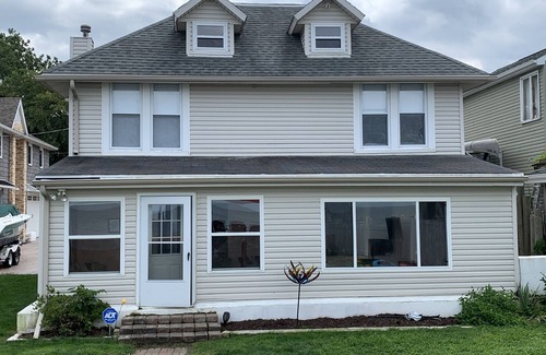 Huron House | Lakeside home with a view of Cedar Point - 4 Bedrooms 2 full Baths