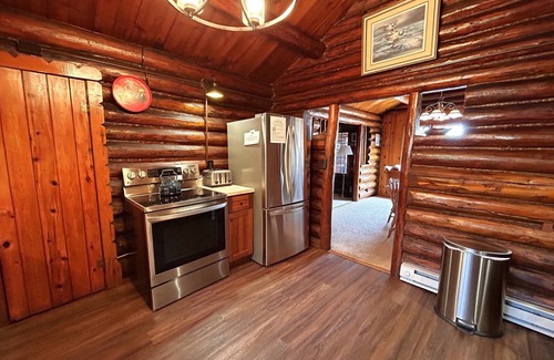 St Ignace House | Lakeside Lodge on Lake Huron
