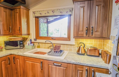 Tattershall Cottage | Lakeside Lodge Retreat