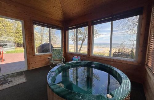 St Ignace House | Lakeside Lodge