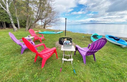 St Ignace House | Lakeside Lodge