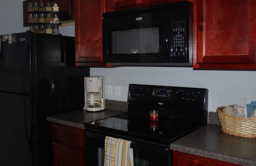 Foothills Condo | Lakeside, Poolside, Model-Furnished Condo