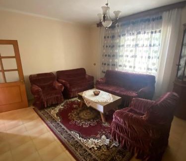 Udenisht House | Lakeside Rental