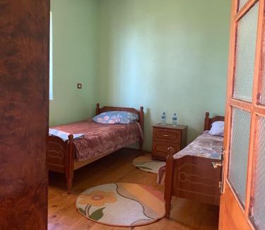 Udenisht House | Lakeside Rental
