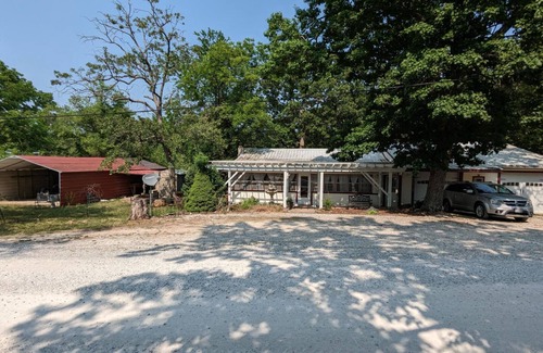 Warsaw Cabin | Lakeside Retreat: Serene 3-BR Cabin Nestled in Woods by Truman Lake