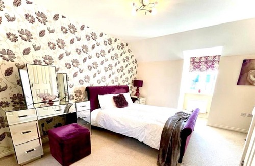 West Thurrock House | Lakeside Stylish 3 Bedroom House