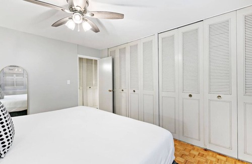 Lake View East Apartment | Lakeview 1BR Apt, Near Shops, Easy Transportation