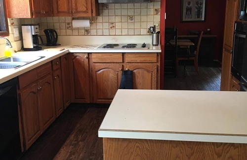 Okanagan-Similkameen House | Lakeview 5 bedroom home with pool in wine country