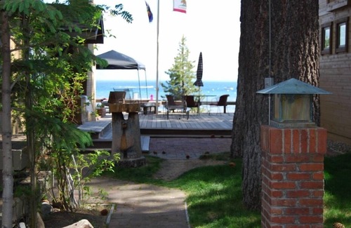 Tahoe Vista Cottage | Lakeview cottage-steps to beach -shared Lakefront deck! Dog ok