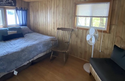 North Kawartha Cottage | Lakeview Dreams in Anstruther