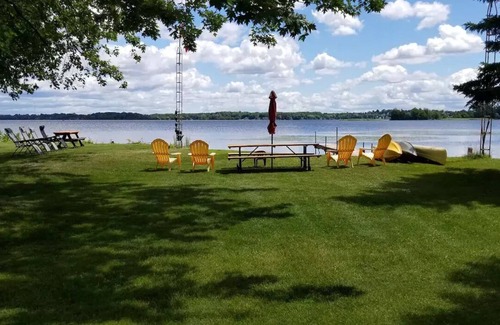 Bobcaygeon House | Lakeview Estates Lakehouse On The Water