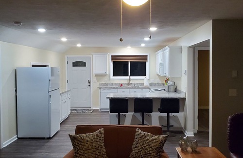 St Ignace House | Lakeview Getaway with stunning sunrises