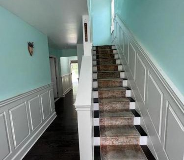 Newark Villa | Lakeview home 6 mins drive to University of Delaware