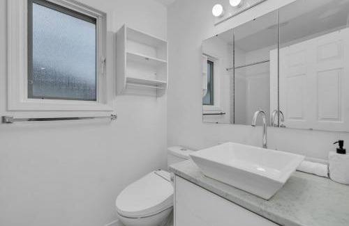 Central Okanagan House | Lakeview Home in West Kelowna