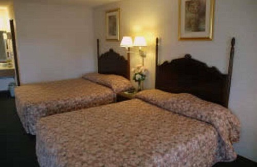 Willmar Hotel | Lakeview Inn