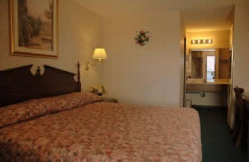 Willmar Hotel | Lakeview Inn