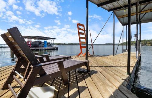 Rocky Mount House | Lakeview Landing by StayLage