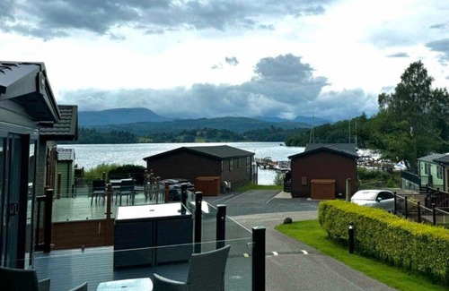 Troutbeck Bridge Resort | Lakeview Lodge Whitecross bay
