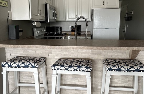 Camdenton Condo | Lakeview Luxury: Stunning 2 Bed, 2 Bath Condo with Breathtaking Lake Views