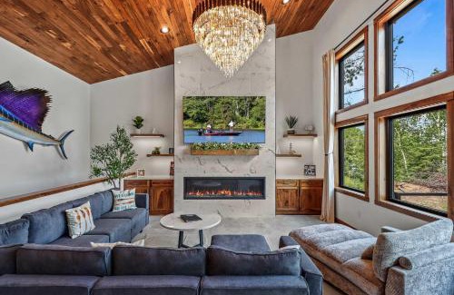 Oneida County House | Lakeview Paradise