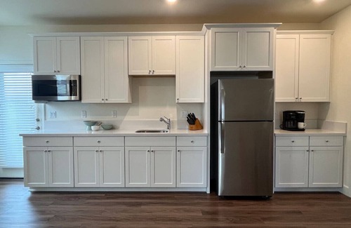 Sparks House | Lakeview Retreat: Golf, Fish, & Explore the Trails