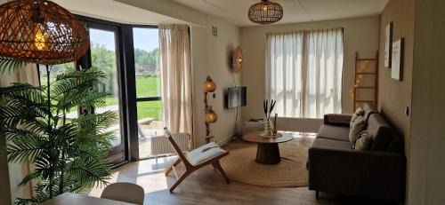 Ewijk House | Lakeview 'Rotorua' 4-6 pers by Kawatea Cottages