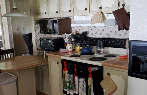 Auburndale House | Lakeview!!