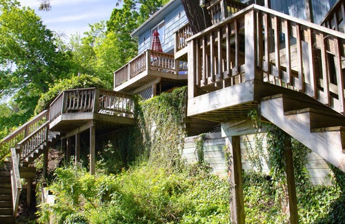 Northwest Ithaca Apartment | Lakeview