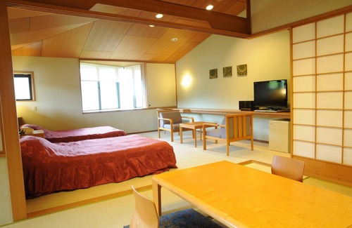 Gora House | Lalaca