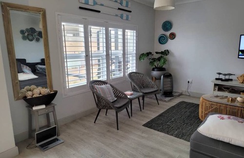 Langstrand House | Lalandi Self-Catering BeachHouse-Entire home in Langstrand, Namibia
