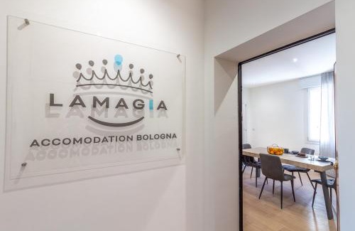 San Donato-San Vitale Apartment | Lamagia