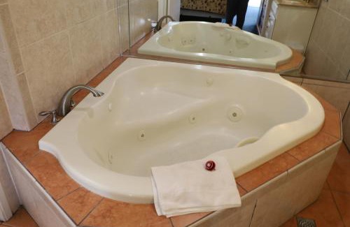 Whittier Hotel | Lambert Inn