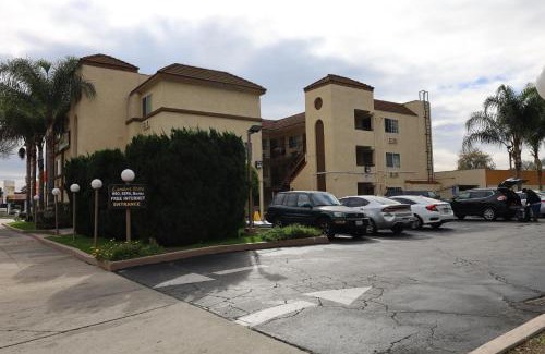 Whittier Hotel | Lambert Inn