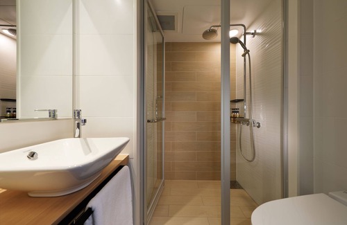 Nagoya City Centre Hotel | LAMP LIGHT BOOKS HOTEL nagoya