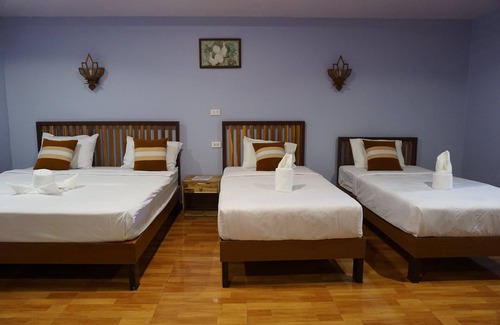 Lampang Hotel | Lampang Bouteak Resort
