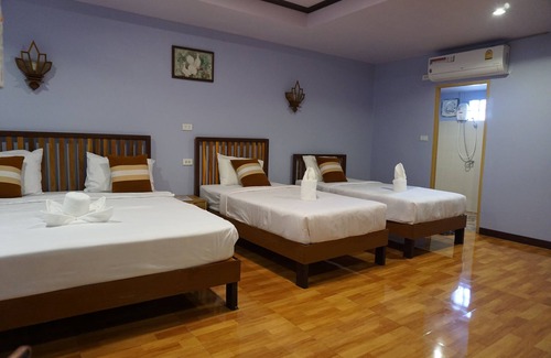 Lampang Hotel | Lampang Bouteak Resort