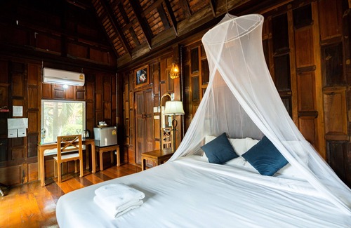 Khao Saming Hotel | Lamphurai Riverside Resort and Spa