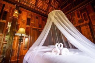 Khao Saming Resort | Lamphurai Riverside Resort and Spa