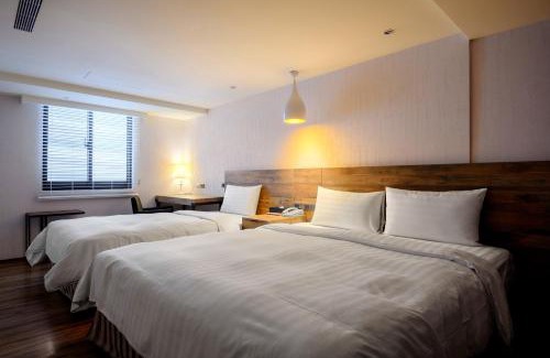 East District Hotel | Lan Kwai Fong Garden Hotel