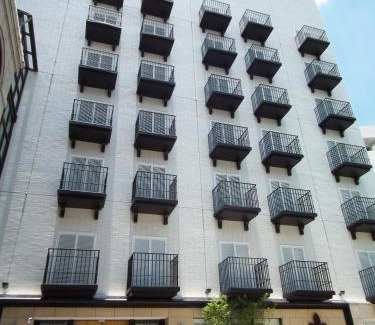 East District Hotel | Lan Kwai Fong Garden Hotel
