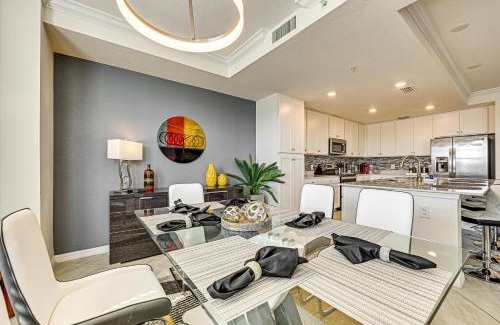Lakewood Ranch Apartment | Lanai and Pool Access Striking Bradenton Condo!