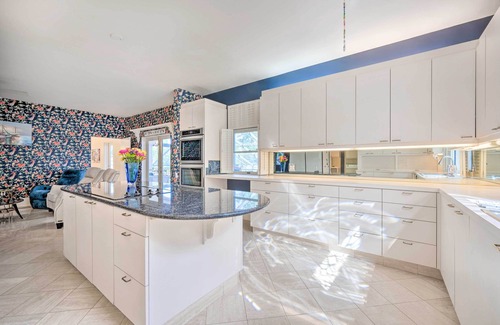 Winter Haven Villa | Lanai & Pool: Elegant Villa in Winter Haven!
