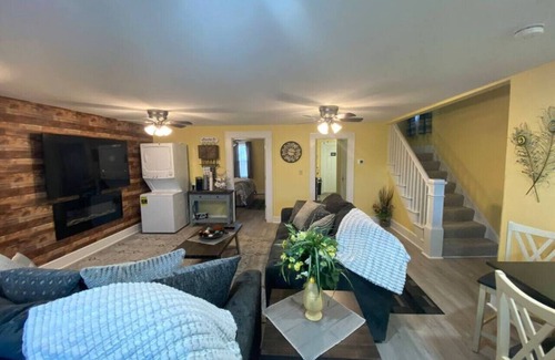 Lancaster House | Lancaster E Main · Lancaster House