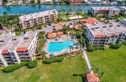 Sunset Beach House | Land's End 10-201 Beach Front - Premier