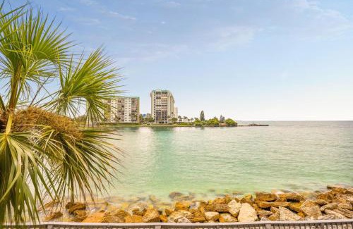 Sunset Beach House | Land's End 5-204 Gulf-Bay Front - Premier