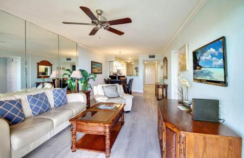 Sunset Beach House | Land's End 7-305 Beach Front