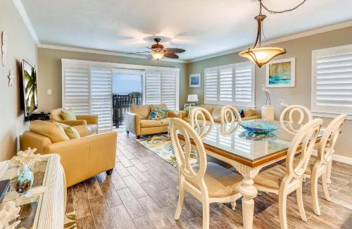 Sunset Beach House | Land's End 7-306 Beach Front - Premier