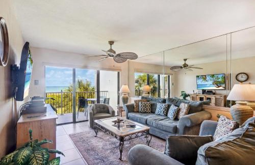 Sunset Beach House | Land's End 8-303 Beach Front